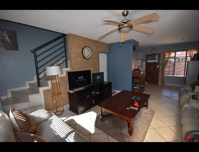 2 BEDROOM APARTMENT FOR SALE IN ANNLIN